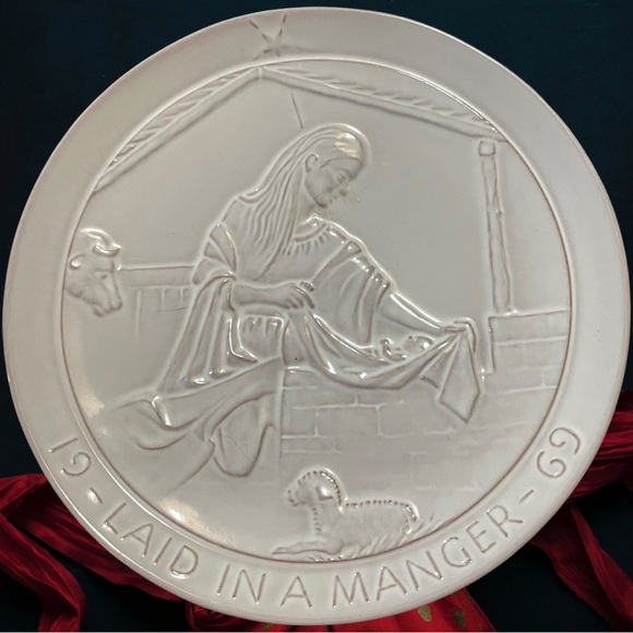 Frankoma Other - Vintage Frankoma 1969 Collectors Nativity Plate, titled Laid In A Manger